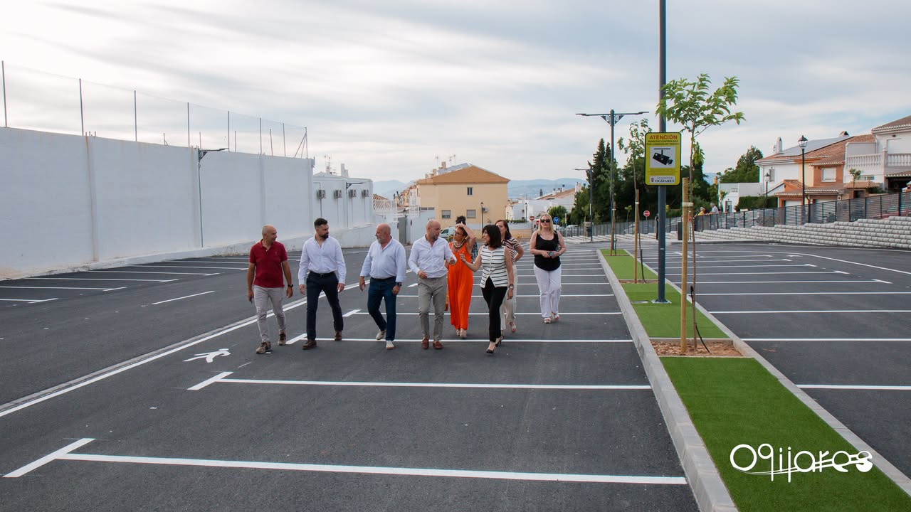 🚗  LOMA LINDA YA TIENE SU NUEVO APARCAMIENTO PÚBLICO  
  
Ayer abrimos oficialmente el nuevo parking de Loma Linda, una demanda histórica de vecin...