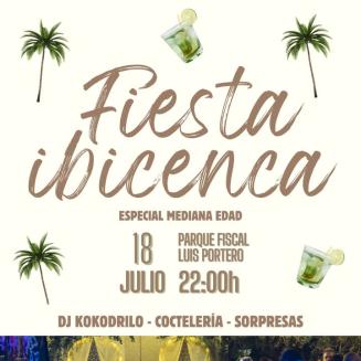 🤍 El blanco vuelve a ser el protagonista de una de las noches más esperadas del verano.  
  
Llega la V Fiesta Ibicenca, una velada para disfrutar...