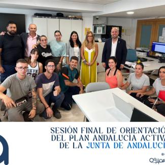 💼 En la mañana de ayer acompañamos al grupo participante en la sesión final del Plan Andalucía Activa.  
  
Durante seis meses, 12 jóvenes de Ogíj...
