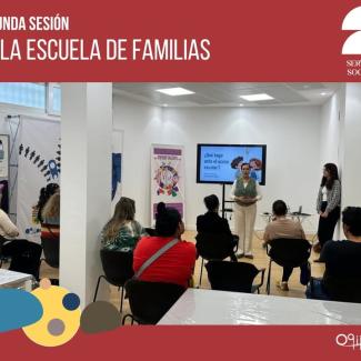 Hemos realizado la segunda sesión de la Escuela de Familias, en la que abordamos un tema tan importante como es el acoso escolar. Ha sido un espaci...