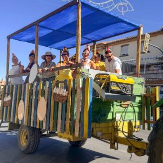 💙 Así disfrutamos del lunes 14 de septiembre, último día de las Fiestas y Feria de Ogíjares 2026.  
  
🚶 La Romería al Río Dílar abrió la jornada...