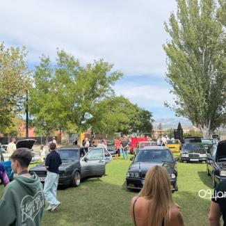 🏎️ El Parque San Sebastián se llenó ayer de motor, música y solidaridad con South Fest Motor.  
  
Una tarde para disfrutar de una exposición de ve...