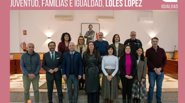 🤝💜 Ogíjares avanza hacia la igualdad  
  
La consejera de Inclusión Social, Juventud, Familias e Igualdad de la Junta de Andalucía, Loles López, ...
